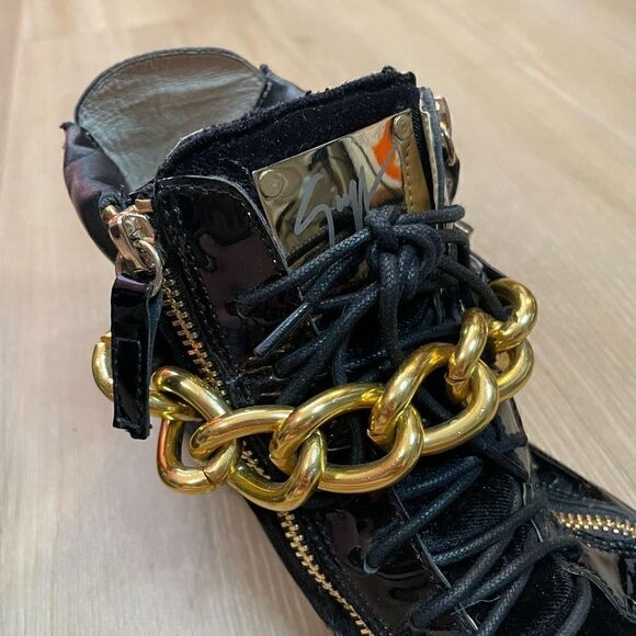 Giuseppe Zanotti Women’s Black/Gold Single Gold Bar High Top Size 37 EU 7 US - Picture 5 of 11